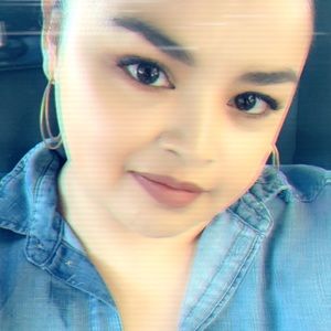 Meet your Posher, Evelyn